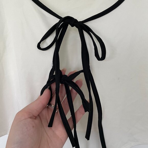 Gaze Black & White Double Tie Crop Top – Size Large, Striped Front-Tie Blouse - Picture 7 of 8